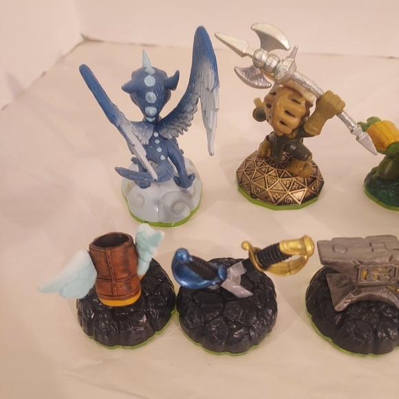 Lot of 13 Activision Skylanders Spyro's Adventure 2011/2012 Action Figure Toys - Picture 6 of 9